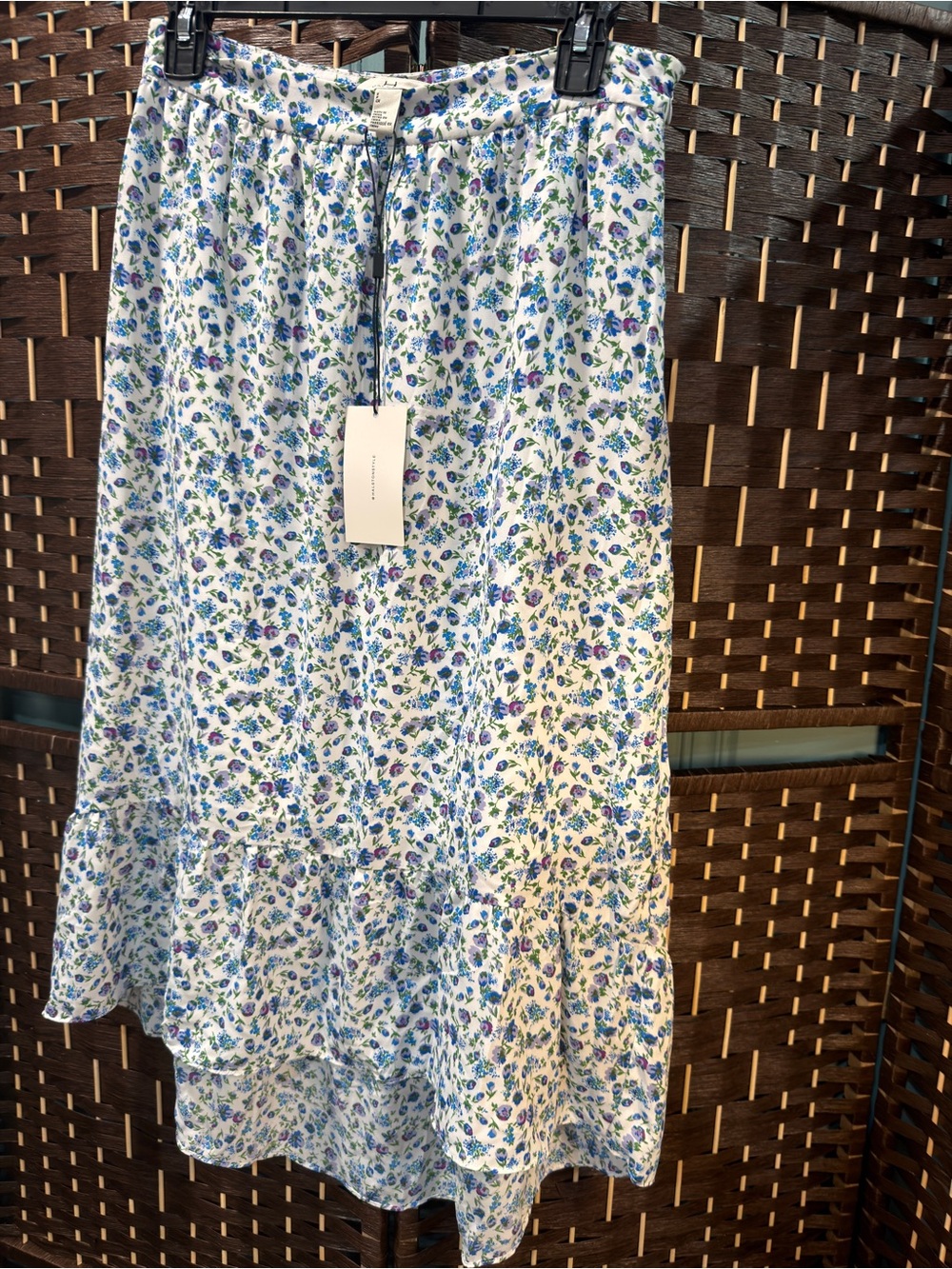 H by Halston White Maxi Skirt with Blue Floral Print size small NWT